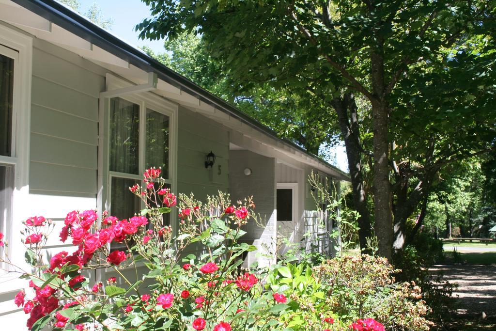Elm Lodge Bright Exterior foto